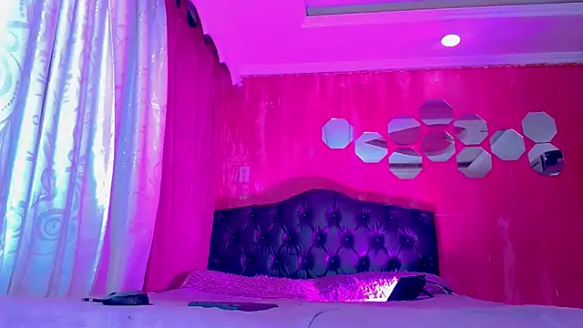 TiffanyMackensyy online show from February 28, 1:28 am