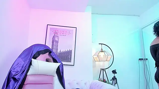 Theia moon online show from February 4, 12:33 pm