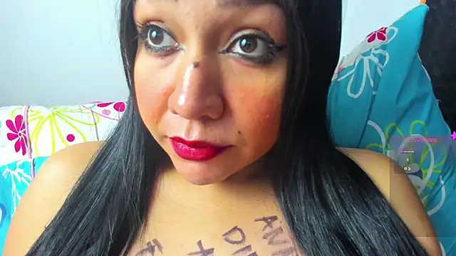 Snapshot of Venus_Blackk chatting on January 14, 11:27 pm Venus Blackk online show from January 14, 11:27 pm