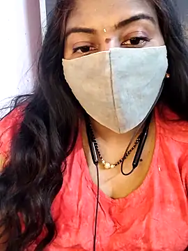 RomeoJuliet345 online show from March 5, 5:53 pm