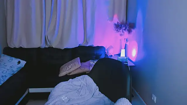 Snapshot of Barbara_xKiss chatting on February 11, 11:54 am Barbara xKiss online show from February 11, 11:54 am