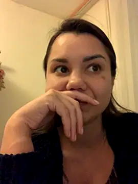 MiraMiss online show from November 5, 9:15 pm