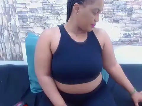 Snapshot of SexyEbony37X chatting on September 16, 7:31 am SexyEbony37X online show from September 16, 7:31 am