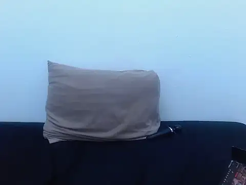 Snapshot of SexyEbony37X chatting on September 22, 3:58 pm SexyEbony37X online show from September 22, 3:58 pm