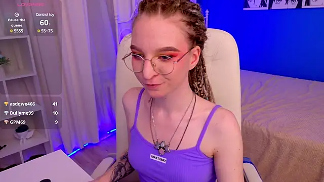 VioletShine online show from January 31, 5:21 pm