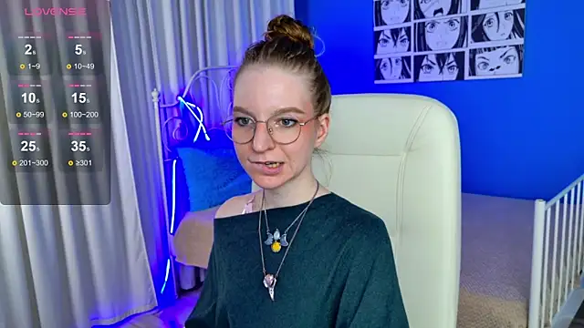 VioletShine online show from November 9, 9:40 am