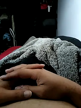 Alee3xxx online show from November 25, 2:06 pm