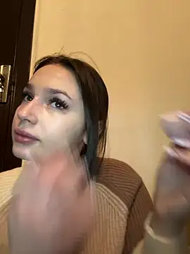 VixenAmour online show from February 19, 6:21 pm