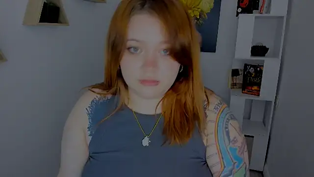 MoonLghte online show from October 8, 7:55 pm