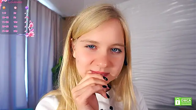 OdelinaFicken online show from September 15, 6:13 am