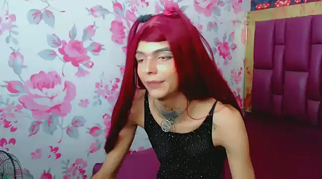 Snapshot of Luna_and_valery chatting on February 12, 10:37 pm Luna and valery online show from February 12, 10:37 pm