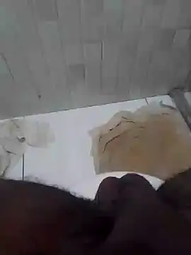 Snapshot of rodrigo21Cm_ chatting on November 18, 2:17 am rodrigo21Cm online show from November 18, 2:17 am