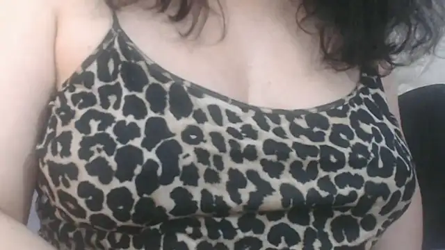 Snapshot of maturepriscila chatting on February 16, 6:43 pm maturepriscila online show from February 16, 6:43 pm