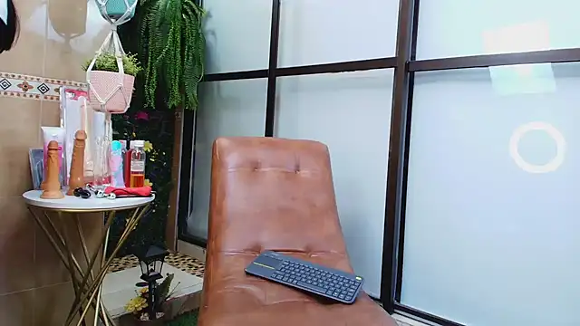 MeganCruzGB online show from February 14, 7:23 pm