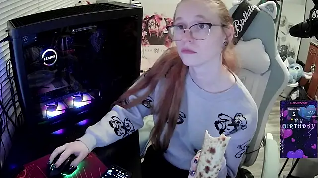 LilyFoxxx online show from November 24, 4:23 am