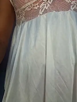 Snapshot of Aaliyalove1 chatting on February 23, 6:56 pm Aaliyalove1 online show from February 23, 6:56 pm