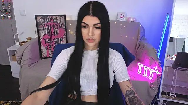 Tiffany lab online show from October 18, 7:53 am