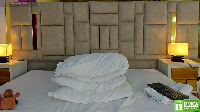 valtira nova online show from April 20, 7:48 pm