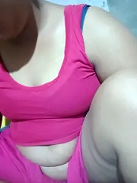 Snapshot of Super-Couple chatting on May 23, 12:27 am Super-Couple online show from May 23, 12:27 am