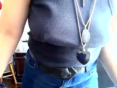 escritorasafada online show from January 13, 5:02 pm