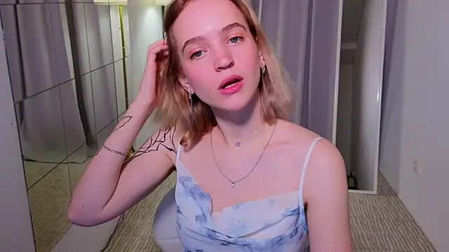 lolly pie online show from December 4, 3:43 pm