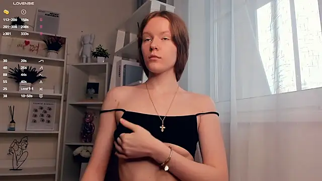 ZaraBluitt online show from September 17, 7:21 am