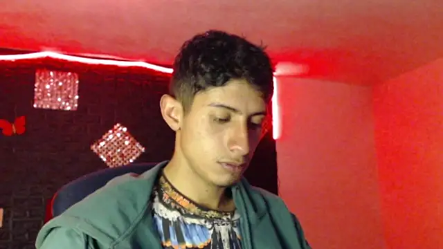 Snapshot of BIG_cockpether chatting on March 31, 3:12 pm BIG cockpether online show from March 31, 3:12 pm