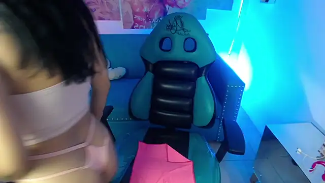 Sofi hot 4m online show from December 22, 3:42 pm