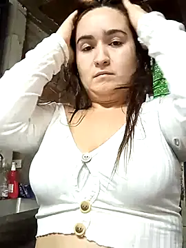 Snapshot of alexax0 chatting on February 19, 11:57 pm alexax0 online show from February 19, 11:57 pm