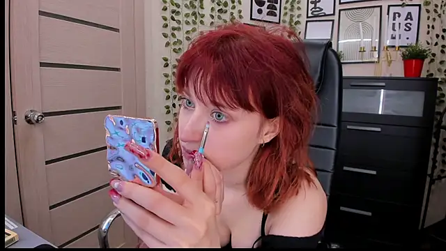 ElizaNik  online show from May 2, 9:31 pm