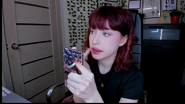 Snapshot of ElizaNik_ chatting on May 3, 11:33 pm ElizaNik online show from May 3, 11:33 pm