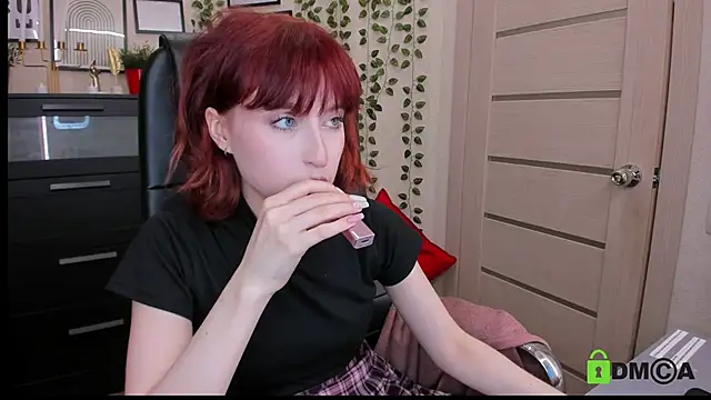 ElizaNik  online show from June 30, 9:38 pm