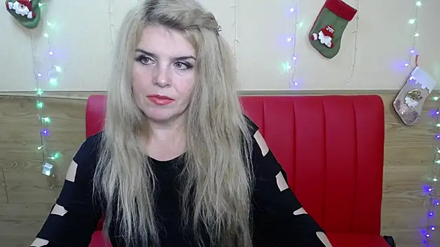 Snapshot of Julya_Barbi chatting on January 10, 6:20 am Julya Barbi online show from January 10, 6:20 am