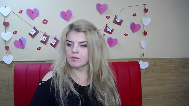 Snapshot of Julya_Barbi chatting on January 20, 12:07 pm Julya Barbi online show from January 20, 12:07 pm