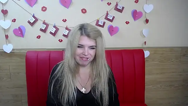 Snapshot of Julya_Barbi chatting on January 21, 5:51 pm Julya Barbi online show from January 21, 5:51 pm