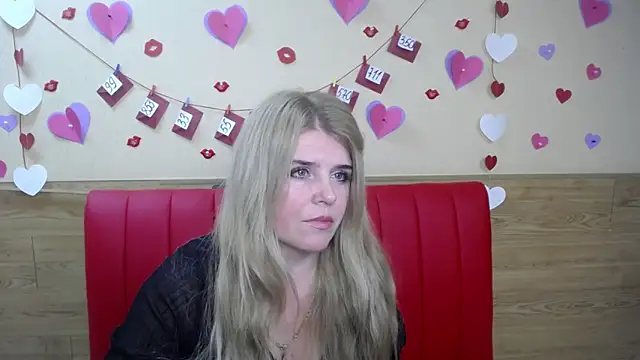 Snapshot of Julya_Barbi chatting on January 24, 12:10 pm Julya Barbi online show from January 24, 12:10 pm