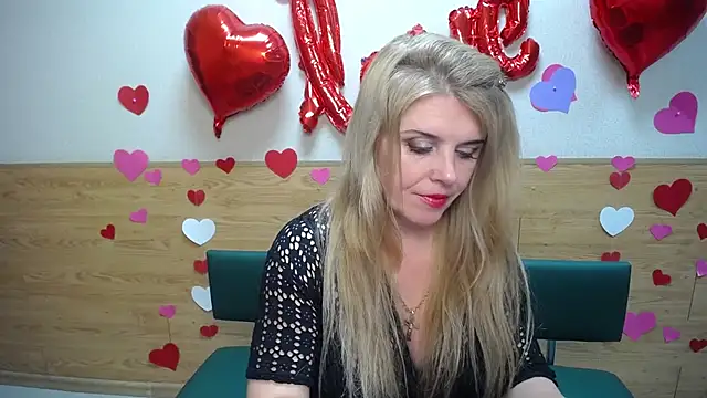 Snapshot of Julya_Barbi chatting on February 28, 12:43 am Julya Barbi online show from February 28, 12:43 am