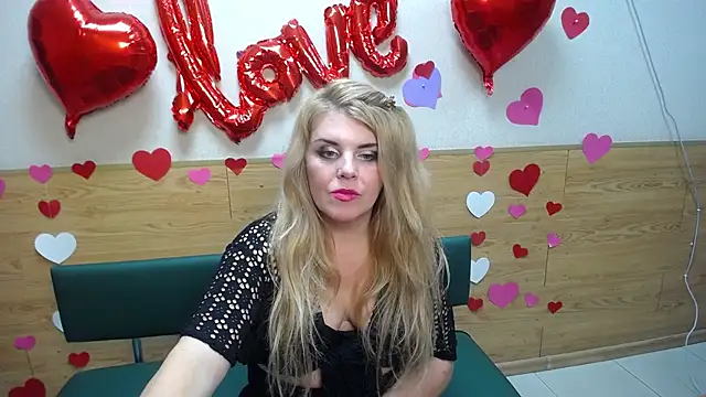 Snapshot of Julya_Barbi chatting on March 3, 11:03 pm Julya Barbi online show from March 3, 11:03 pm