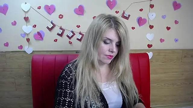 Snapshot of Julya_Barbi chatting on March 8, 5:59 am Julya Barbi online show from March 8, 5:59 am