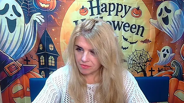 Snapshot of Julya_Barbi chatting on October 23, 11:09 am Julya Barbi online show from October 23, 11:09 am