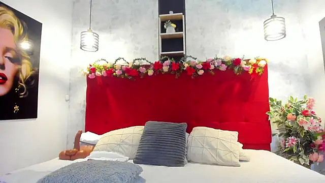 SilvannaFit online show from April 21, 11:49 am