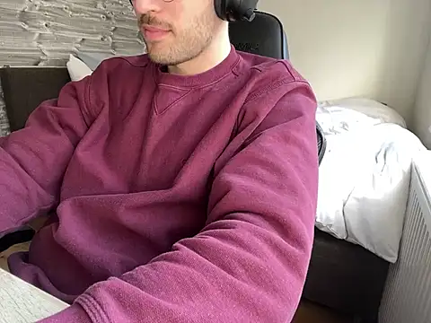 taallguyy 196 online show from March 16, 2:55 pm