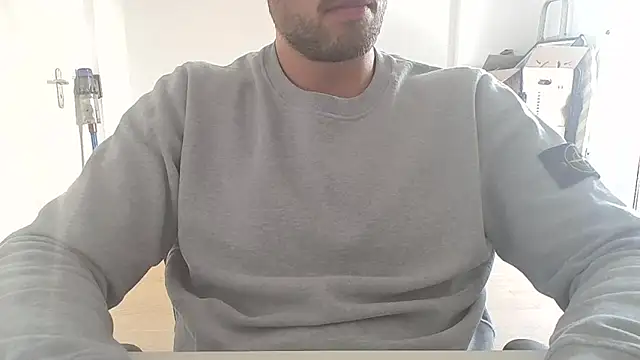 taallguyy 196 online show from September 18, 4:20 pm