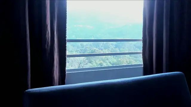 lnxmst online show from March 29, 10:10 pm