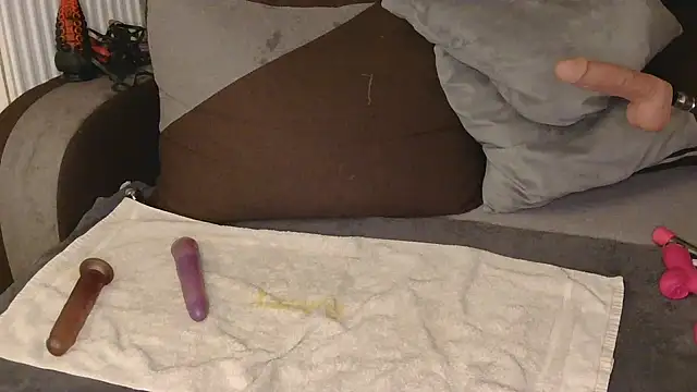 liloucamchaudee online show from March 9, 7:51 pm