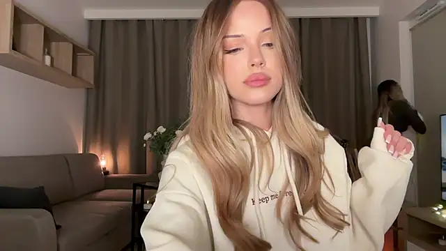 Julia RL online show from November 28, 11:18 pm