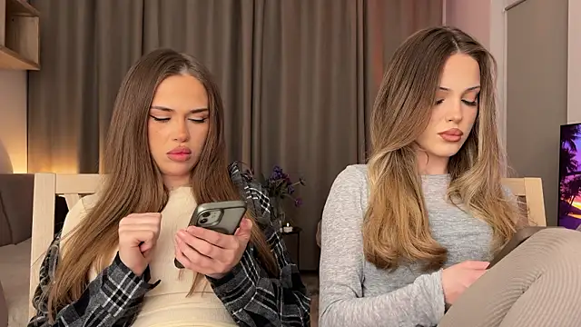 Julia RL online show from March 26, 8:58 pm