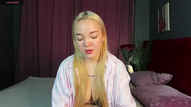 Christy Little online show from March 6, 8:41 am