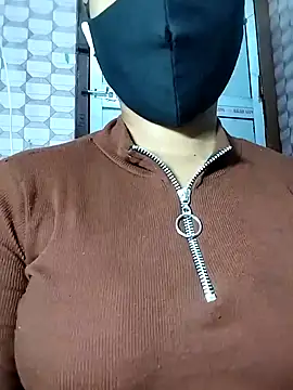 Shivani Tivari online show from December 29, 6:05 pm