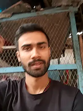 Skinny Bigass 23 online show from January 19, 9:01 am